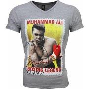 T-shirt Korte Mouw Local Fanatic Muhammad Ali Zegel Print