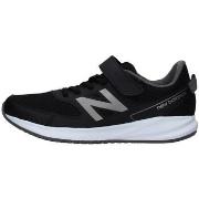 Lage Sneakers New Balance YT570LB3