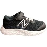 Sneakers New Balance 520