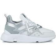 Sneakers Munich Clik women