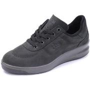 Lage Sneakers TBS -