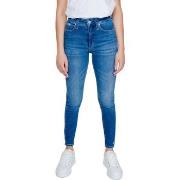 Skinny Jeans Calvin Klein Jeans HIGH RISE SUPER J20J223651