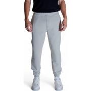 Broeken Calvin Klein Jeans SHADOW EMBOSSED LOGO K10K113097