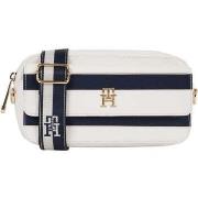 Handtas Tommy Hilfiger -