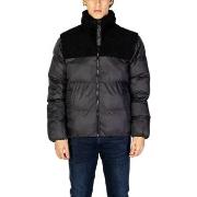 Windjack Calvin Klein Jeans SHERPA PUFFER J30J326091