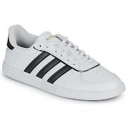 Lage Sneakers adidas BREAKNET SLEEK