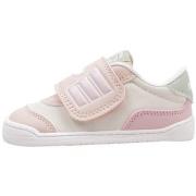 Lage Sneakers MTNG 48934