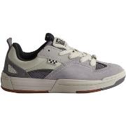 Lage Sneakers Vans VN000CUY85T1-FRSGRA