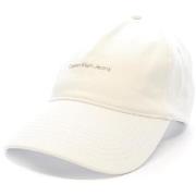 Pet Calvin Klein Jeans -