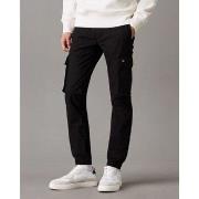 Broeken Calvin Klein Jeans J30J327614