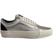 Lage Sneakers Vans VN000CNGSLV1-SILVR
