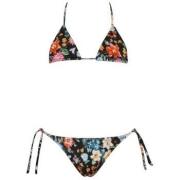 Bikini Matinee cc1035