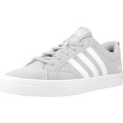 Lage Sneakers adidas PACE 2.0