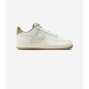 Lage Sneakers Nike Air Force 1 Low '07 LV8 Summit White Khaki