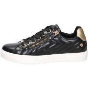Lage Sneakers Xti 141579