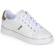 Lage Sneakers Guess BRITZ