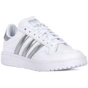 Lage Sneakers adidas Team Court W