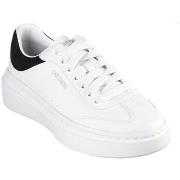 Lage Sneakers Skechers Cordova Classic