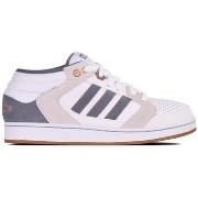 Lage Sneakers adidas Chualar Mid Skate Spring