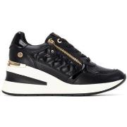 Lage Sneakers Xti 144380