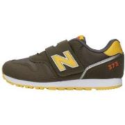 Lage Sneakers New Balance YZ373XG2