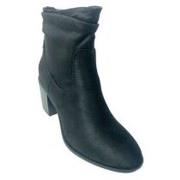 Enkellaarzen MTNG Botín señora MUSTANG 59501 negro