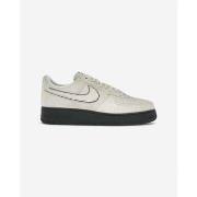Lage Sneakers Nike Air Force 1 '07 LV8 Light Khaki Black