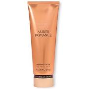 Hydraterend en voedend Victoria's Secret Body- en Handlotion - Amber R...