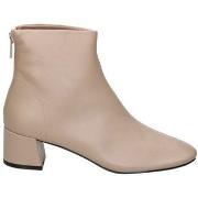 Enkellaarzen Corina M5870