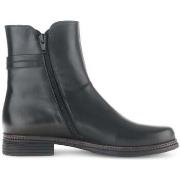 Enkellaarzen Gabor 54.671.27