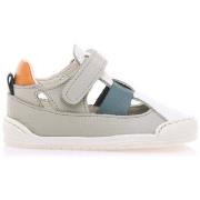 Lage Sneakers MTNG Mustang 48906 Sandalia respetuosa FREE Blanco