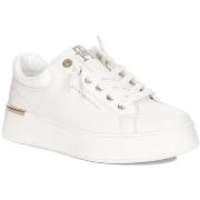 Lage Sneakers Tommy Hilfiger T3A933750