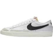Lage Sneakers Nike DA6364-101