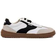 Lage Sneakers MTNG FREE ALASK 60948