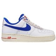 Lage Sneakers Nike Air Force 1 07 Lx Summit White hyper Royal