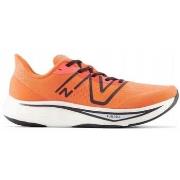 Lage Sneakers New Balance FuelCell Rebel V3