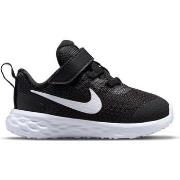 Lage Sneakers Nike Revolution 6 NN