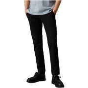 Broeken Calvin Klein Jeans Pantalons chino/citadin--H-J30J326847