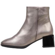 Enkellaarzen Sandra Fontan BARPA