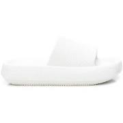 Teenslippers Xti 04448907