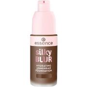 Foundations en Concealers Essence Hydraterende, langhoudende foundatio...