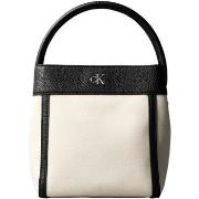 Handtas Calvin Klein Jeans Ck Canvas Bucket With Strap