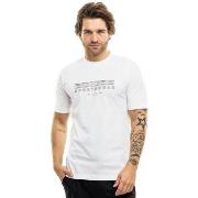 T-shirt Korte Mouw adidas T-shirt Tech Linear Graphic blanc