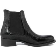 Boots Fashion Attitude -