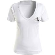 T-shirt Calvin Klein Jeans T Shirt Femme Ref 56766 YAF Blanc