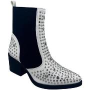 Bottines Jeunes Et Jolies Bottines blanches Aya