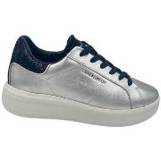 Baskets Crime London Sneakers Low Top Level Up Platinium -