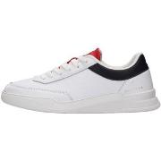 Baskets basses Tommy Hilfiger FM0FM04078