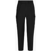 Pantalon Calvin Klein Jeans K10K109465