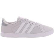 Baskets basses adidas Courtpoint